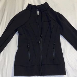 BLACK IVIVVA PERFECT YOUR PRACTICE JACKET